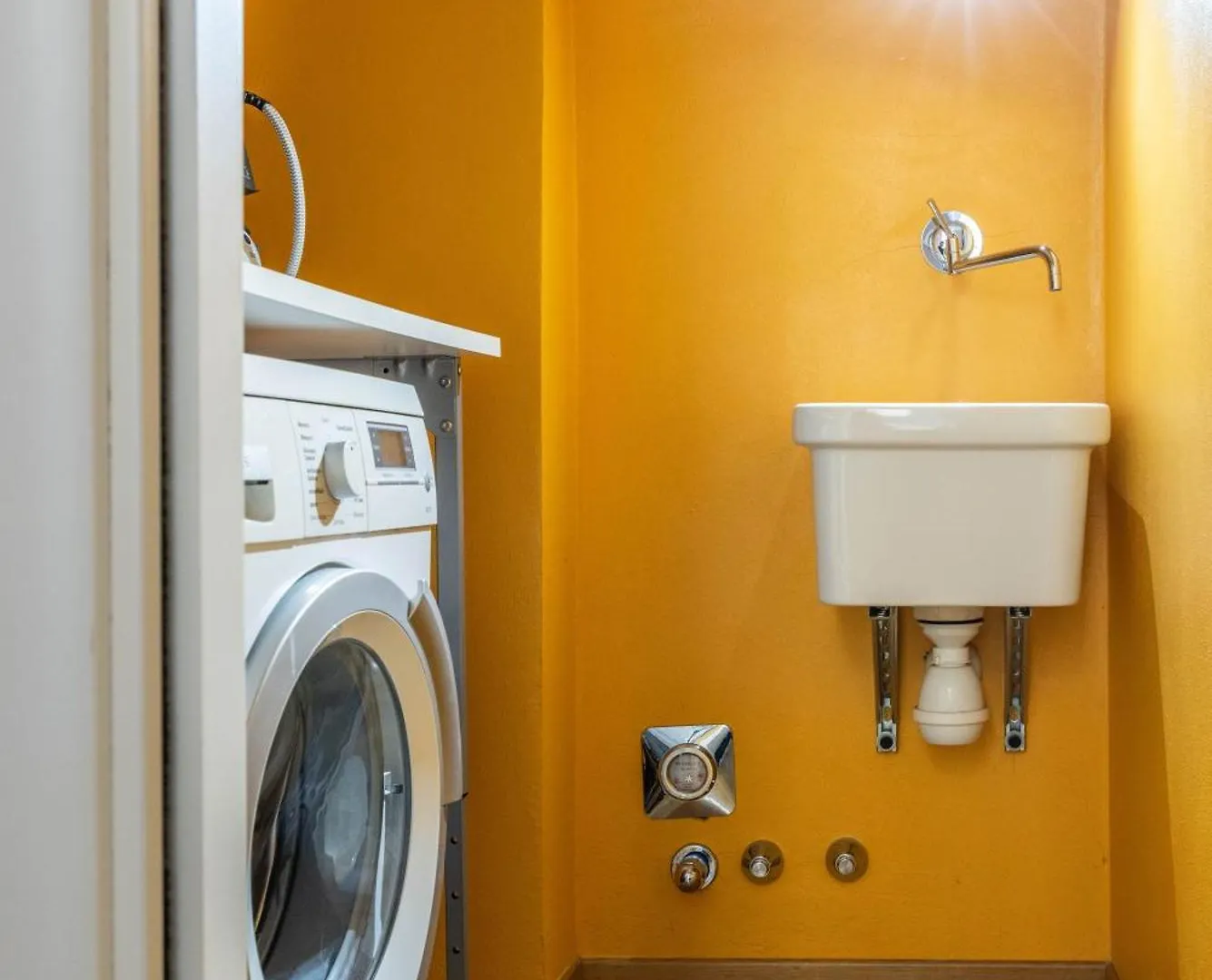 Bologna Heart&Charme - Ambrogio Host Apartment Italy