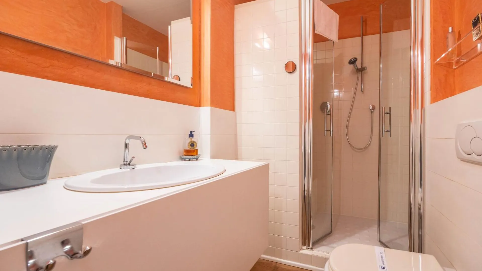 Bologna Heart&Charme - Ambrogio Host Apartment 0*,  Italy