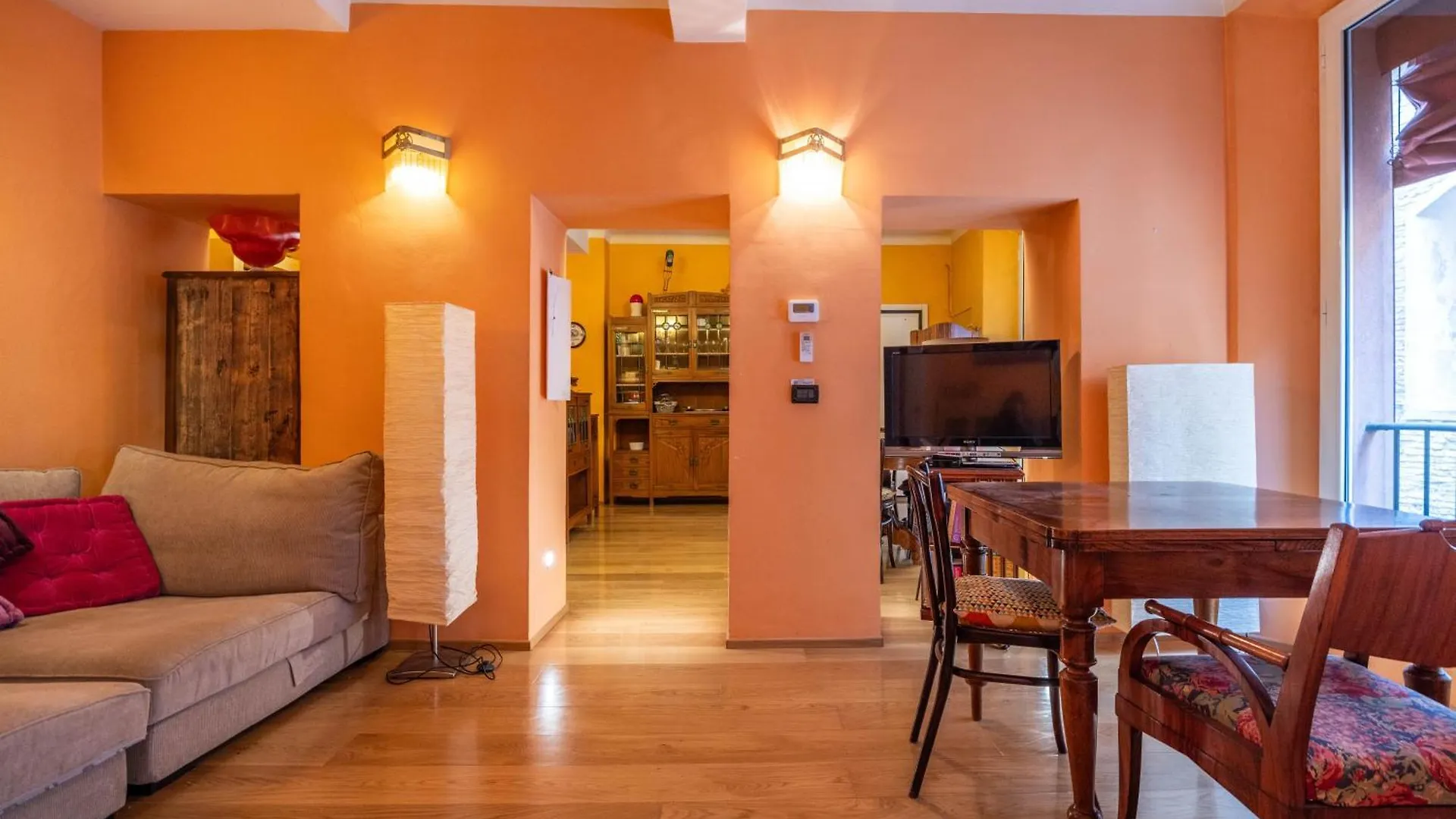 Bologna Heart&Charme - Ambrogio Host Apartment 0*,  Italy